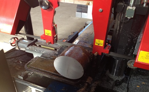 宜州卧式带锯床加工时出现明显振荡如何排查？